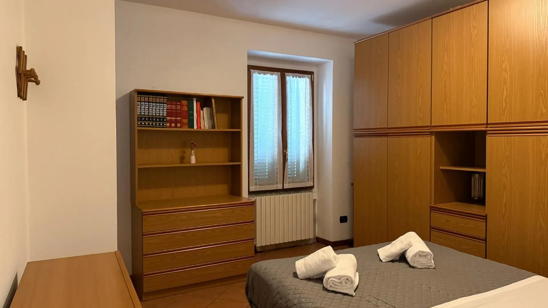 La Gioiosa Apartment With Garden Terrace Civenna Italien