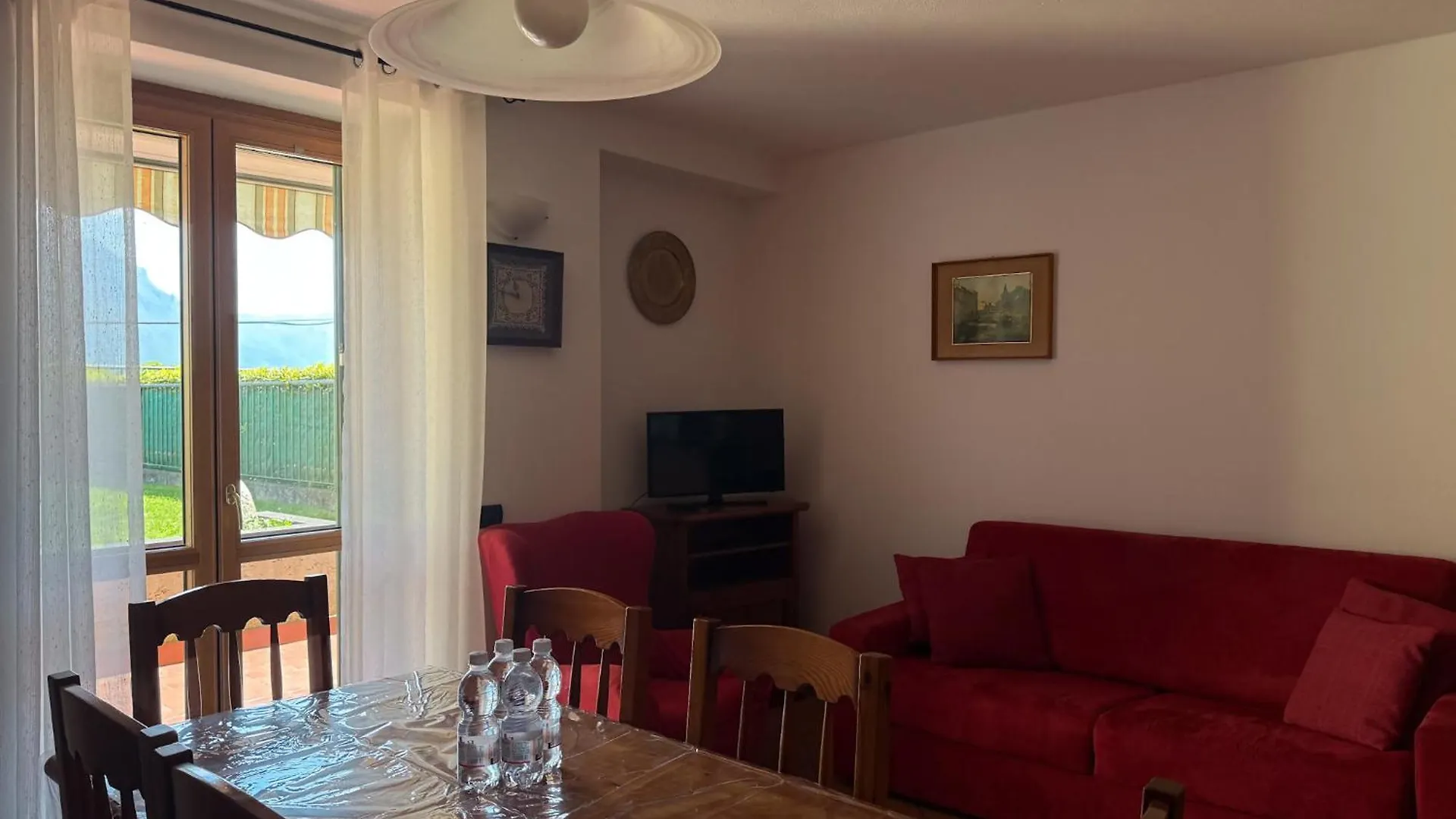 La Gioiosa Apartment With Garden Terrace Civenna