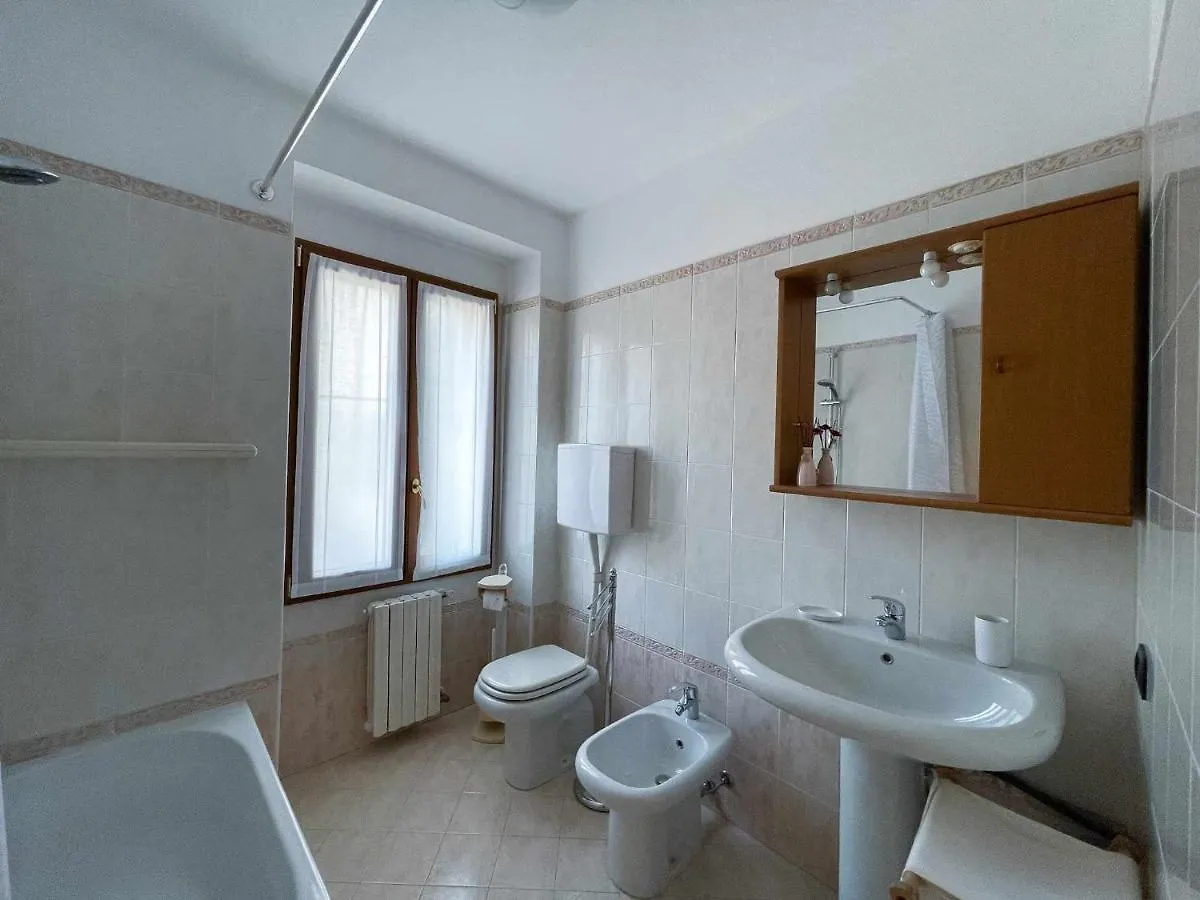 Civenna La Gioiosa Apartment With Garden Terrace